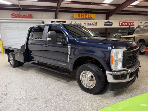 Used 2023 Ford F350 XL w/ 360-Degree Camera Package AWD/4WD image 11