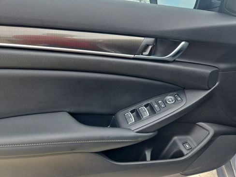 Used 2022 Honda Accord Sport image 12