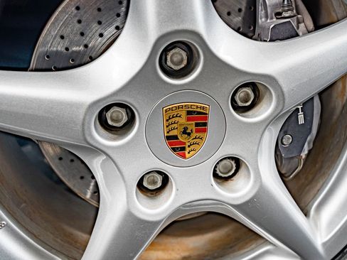 Used 2005 Porsche 911 Carrera RWD image 14