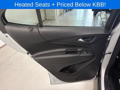 Used 2020 Chevrolet Equinox LT w/ Driver Convenience Package FWD image 13