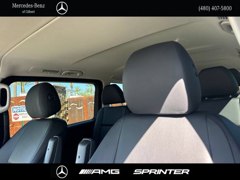 Used 2023 Mercedes-Benz Metris Passenger image 30