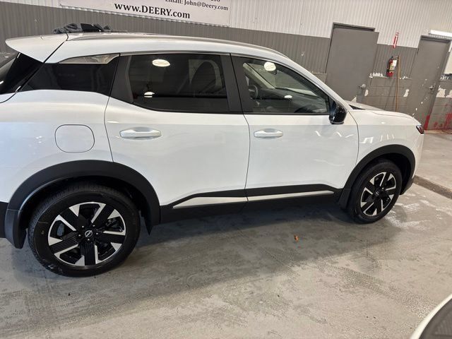 New 2027 Nissan Kicks SV w/ SV Premium Package AWD/4WD image 6