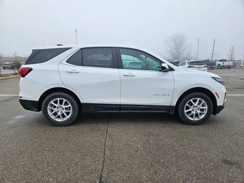 Used 2024 Chevrolet Equinox LT w/ LPO, Floor Liner Package image 8