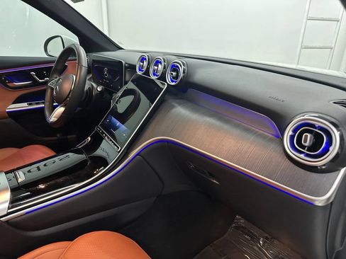 Certified 2025 Mercedes-Benz GLC 300 image 26