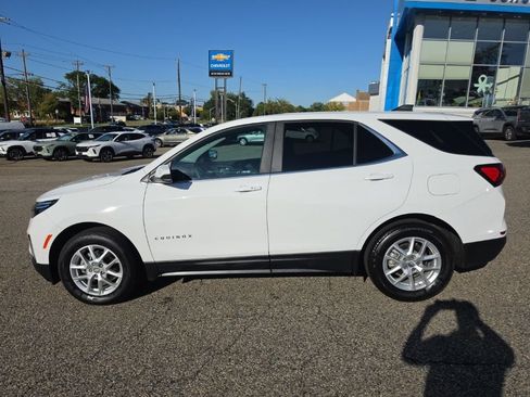 Used 2024 Chevrolet Equinox LT AWD/4WD image 6