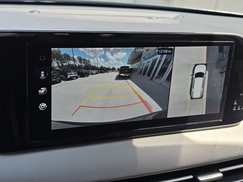 Used 2024 Hyundai Palisade Limited FWD image 25