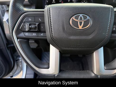Used 2025 Toyota 4Runner TRD Off-Road Premium AWD/4WD image 11