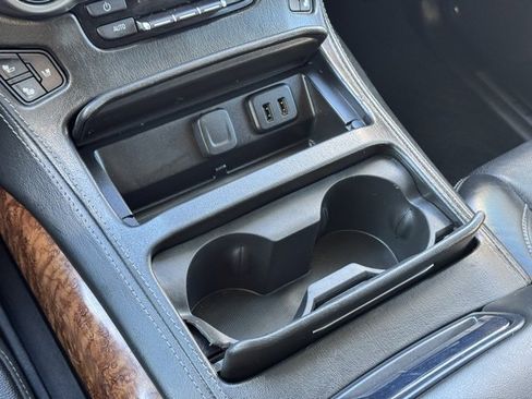Used 2018 Chevrolet Tahoe Premier image 31