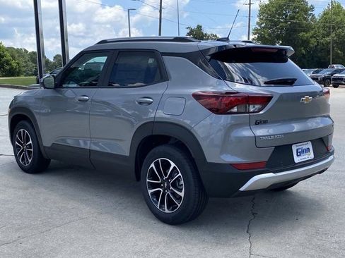 New 2026 Chevrolet TrailBlazer LT w/ Convenience Package image 3