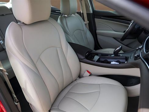 Used 2018 Buick LaCrosse Premium w/ Driver Confidence Package #2 image 30