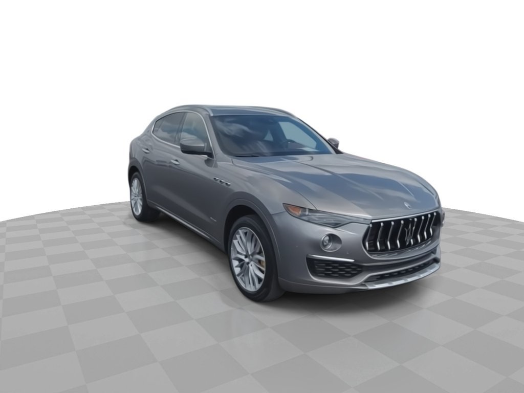 Used 2021 Maserati Levante GranLusso AWD/4WD image 2