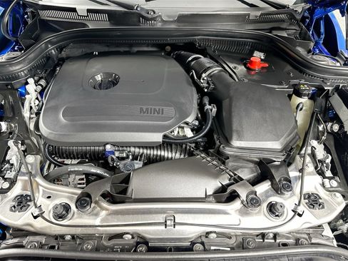Certified 2025 MINI Cooper 2-Door Hardtop FWD image 29