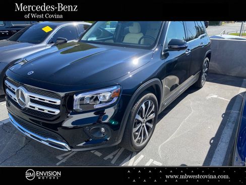 Used 2023 Mercedes-Benz GLB 250 image 1