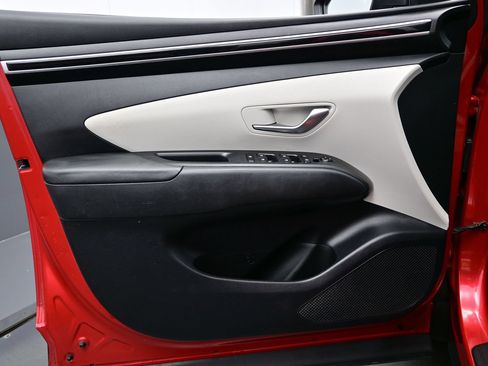 Used 2022 Hyundai Tucson SE FWD image 9