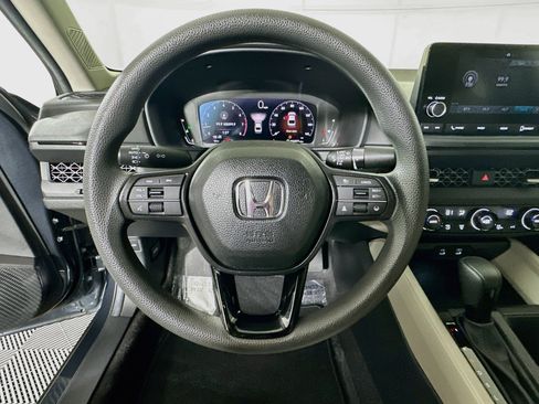 Used 2024 Honda Accord EX image 15