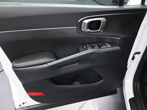 Certified 2026 Kia Sorento S FWD image 9