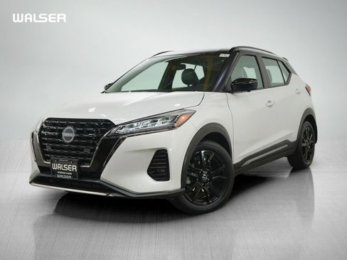 Used 2024 Nissan Kicks SR w/ SR Premium Package image 1