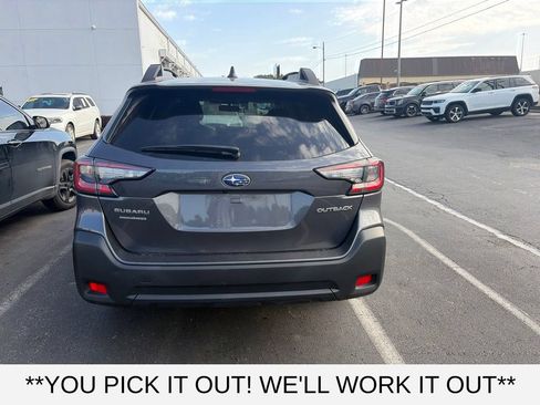 Used 2025 Subaru Outback Premium AWD/4WD image 5