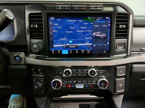 Used 2024 Ford F450 Platinum w/ FX4 Off-Road Package image 21