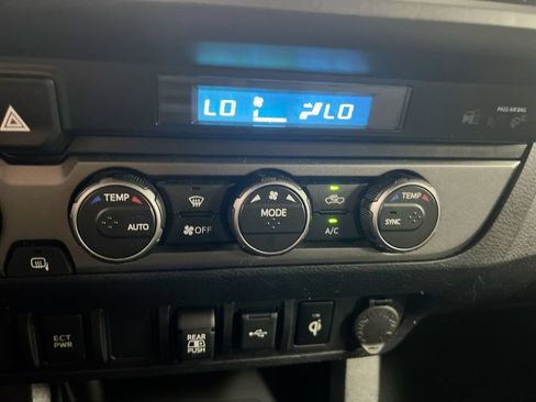 Used 2021 Toyota Tacoma TRD Off-Road AWD/4WD image 16