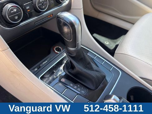 Used 2017 Volkswagen Passat 1.8T R-Line FWD image 13