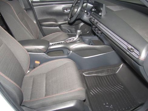 Certified 2023 Honda HR-V Sport image 18