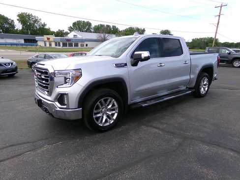 Used 2021 GMC Sierra 1500 SLT w/ SLT Premium Plus Package AWD/4WD image 6