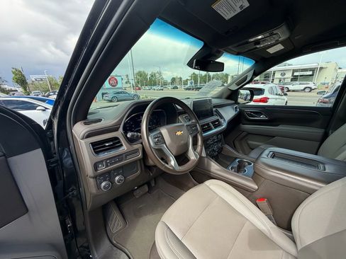 Used 2024 Chevrolet Suburban LT AWD/4WD image 20