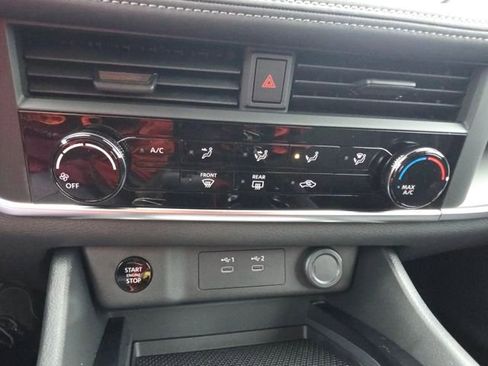 New 2026 Nissan Rogue S image 11