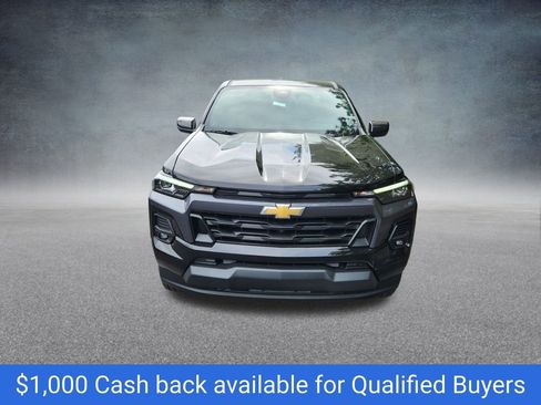 New 2026 Chevrolet Colorado LT w/ LT Convenience Package AWD/4WD image 2