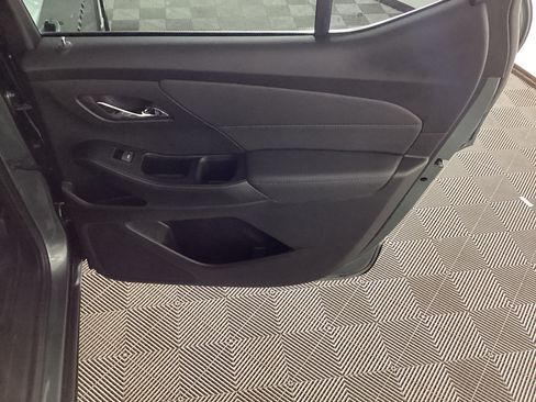 Used 2023 Chevrolet Traverse LT w/ LPO, Floor Liner Package AWD/4WD image 12
