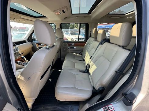 Used 2011 Land Rover LR4 HSE LUX image 17