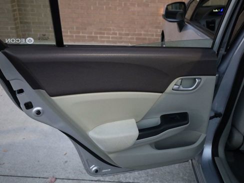 Used 2012 Honda Civic LX image 16