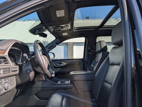 Used 2023 Chevrolet Suburban High Country AWD/4WD image 9