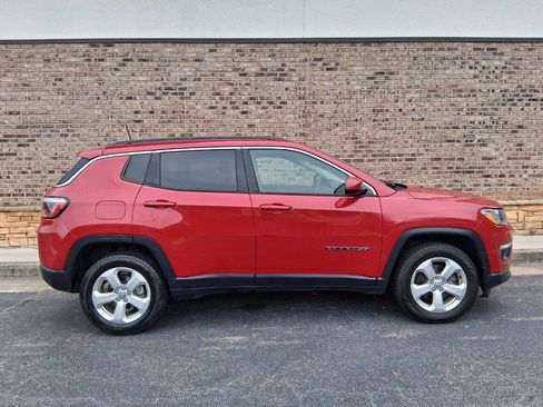 Used 2020 Jeep Compass Latitude AWD/4WD image 6