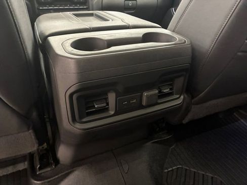 Used 2021 Chevrolet Silverado 1500 LT Trail Boss w/ Convenience Package II image 19