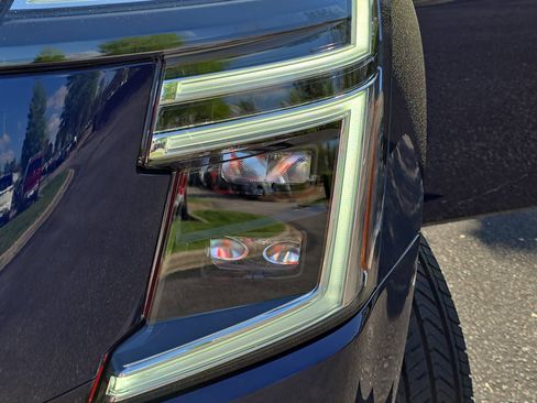 New 2025 Nissan Armada SL AWD/4WD image 33