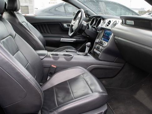 Used 2022 Ford Mustang Premium image 19