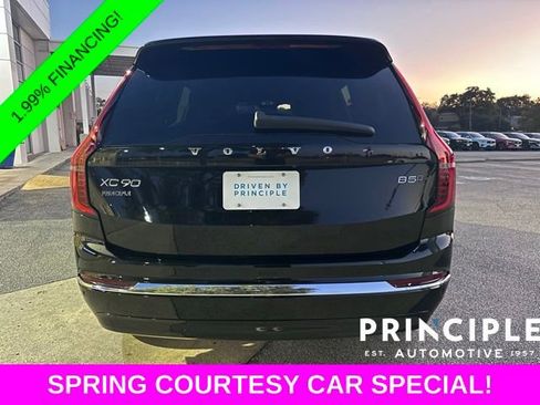 New 2026 Volvo XC90 B5 Core AWD/4WD image 9