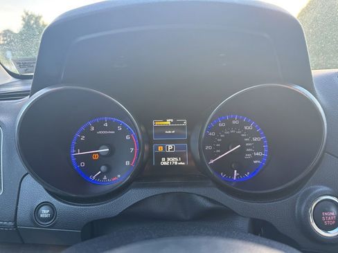 Used 2018 Subaru Outback 2.5i Limited w/ Popular Package #2 AWD/4WD image 10