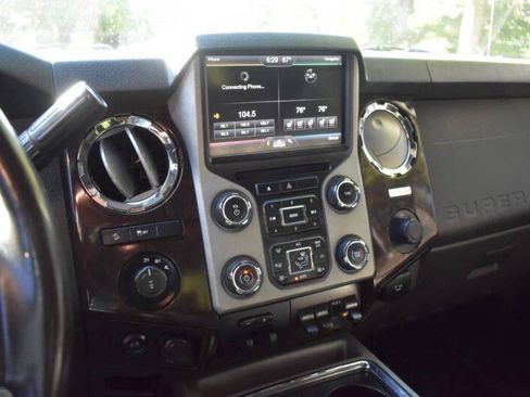 Used 2015 Ford F350 Platinum w/ Platinum Package AWD/4WD image 34