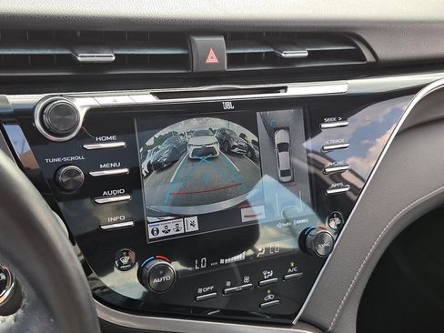 Used 2018 Toyota Camry XSE w/ Audio Package FWD image 19