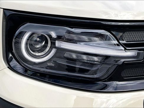 Used 2024 Ford Bronco Sport Outer Banks w/ Tech Package image 32