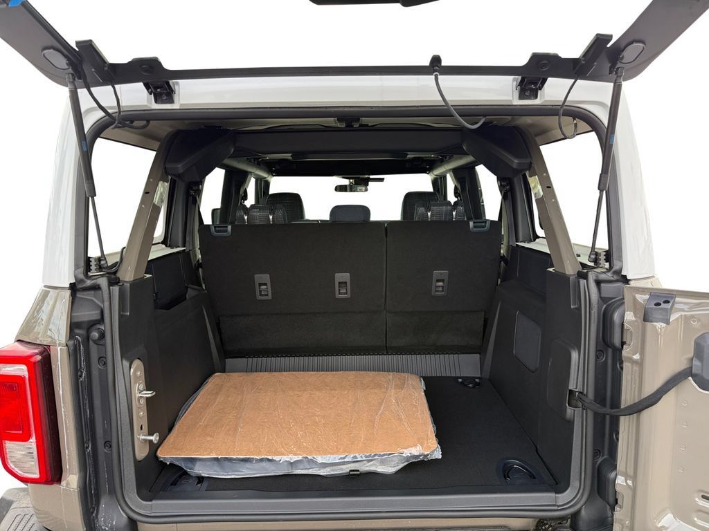 New 2026 Ford Bronco Heritage Edition AWD/4WD image 18