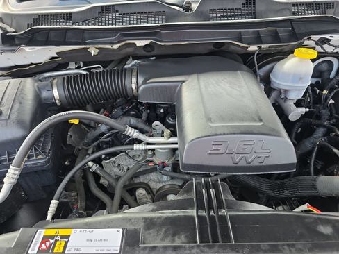 Used 2023 RAM 1500 Warlock AWD/4WD image 25