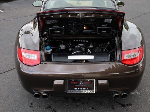 Used 2011 Porsche 911 Carrera 4S image 57