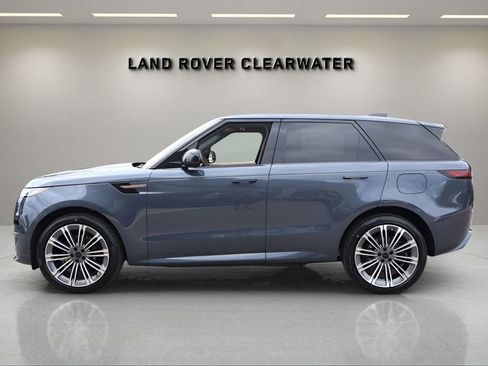 New 2026 Land Rover Range Rover Sport Dynamic SE AWD/4WD image 2