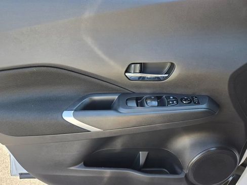 Used 2024 Nissan Kicks SV FWD image 36