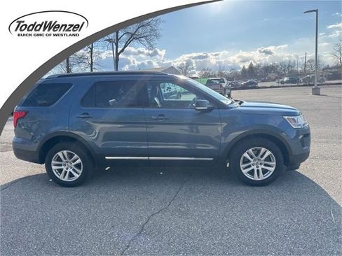 Used 2018 Ford Explorer XLT w/ Equipment Group 202A image 1