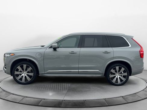 Certified 2024 Volvo XC90 T8 Plus w/ Protection Package Premier image 4